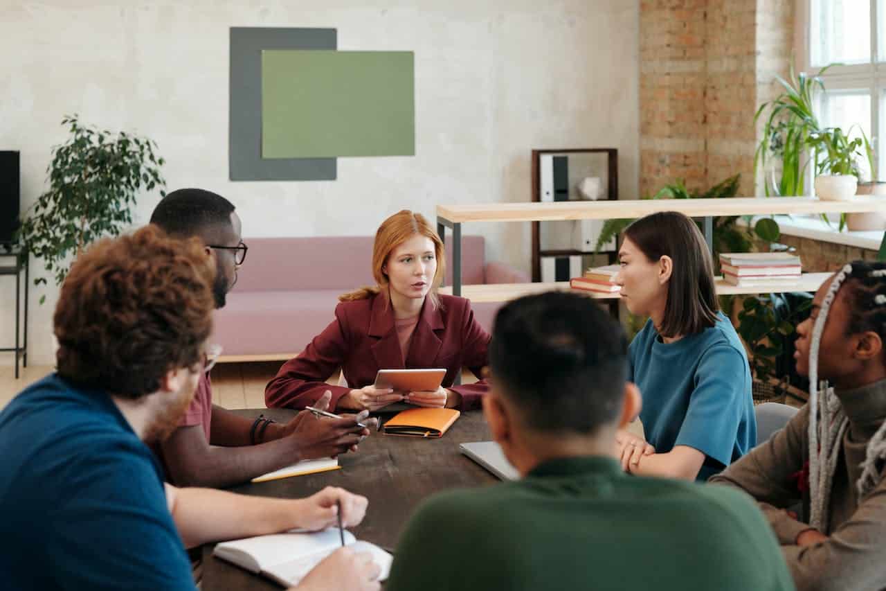 Navigating Enterprise Recruitment Challenges and Solutions